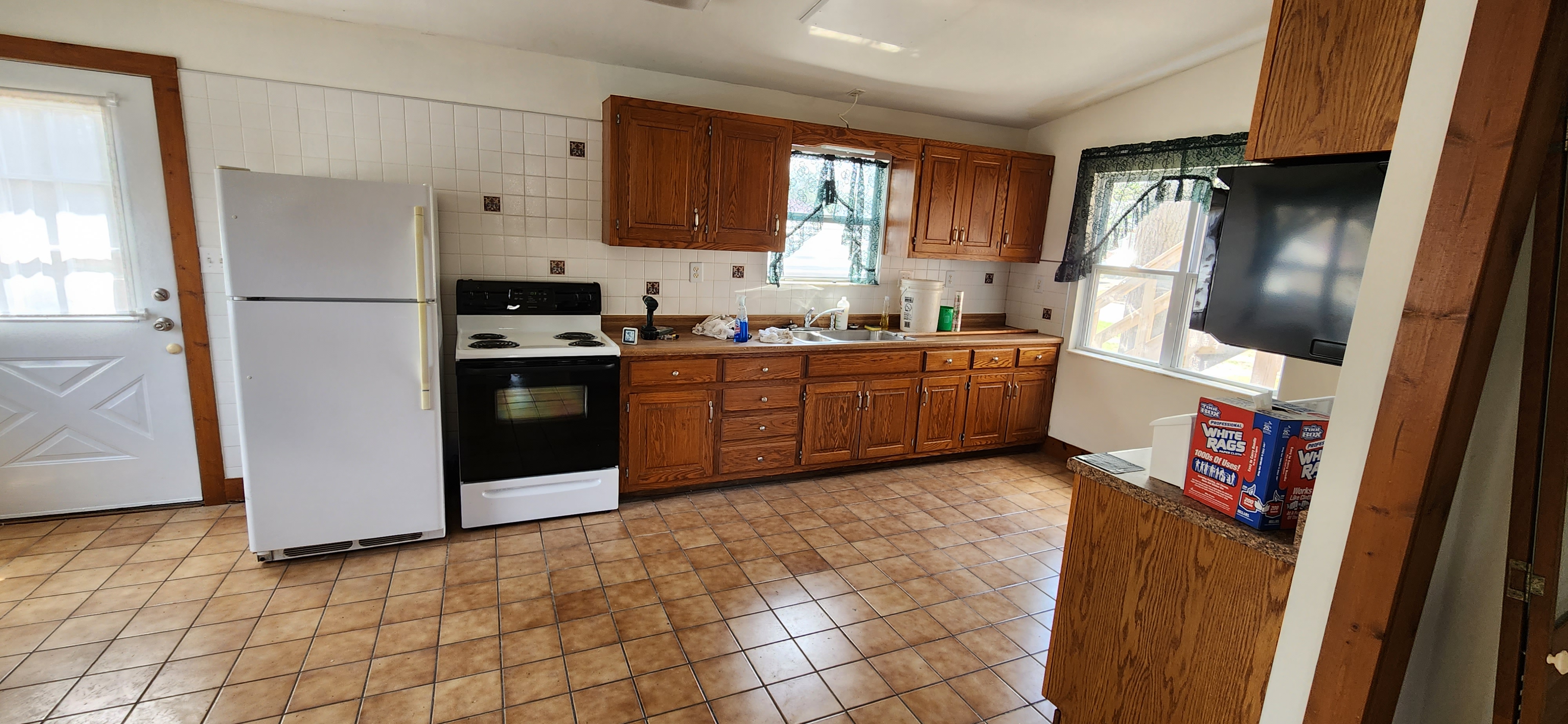 320 W Clinton lower unit pics 8.jpg